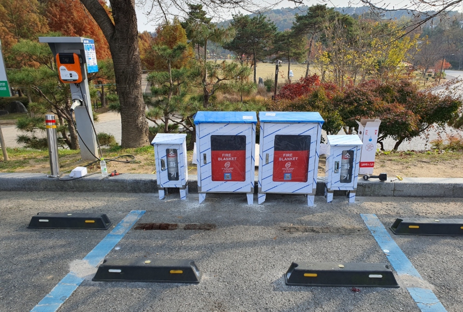 질식소화포 & 리튬소화기